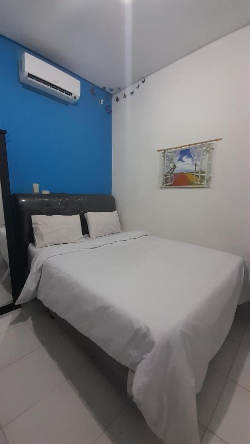 Oyo 931012 Tamara Homestay Syariah Medan Exterior foto