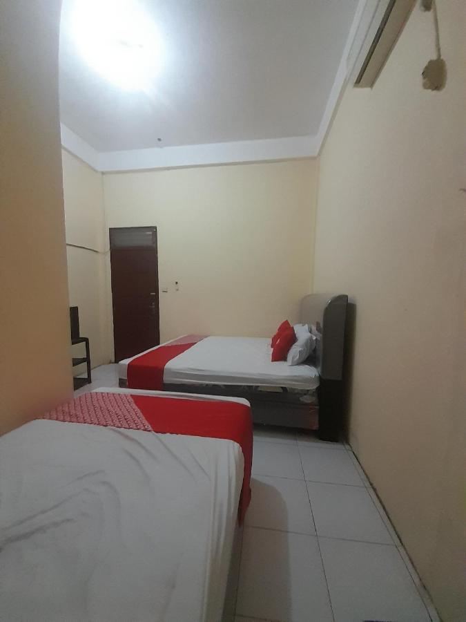 Oyo 931012 Tamara Homestay Syariah Medan Exterior foto