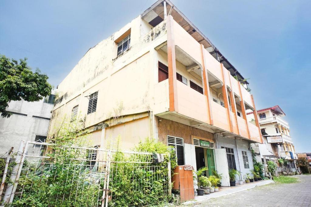 Oyo 931012 Tamara Homestay Syariah Medan Exterior foto