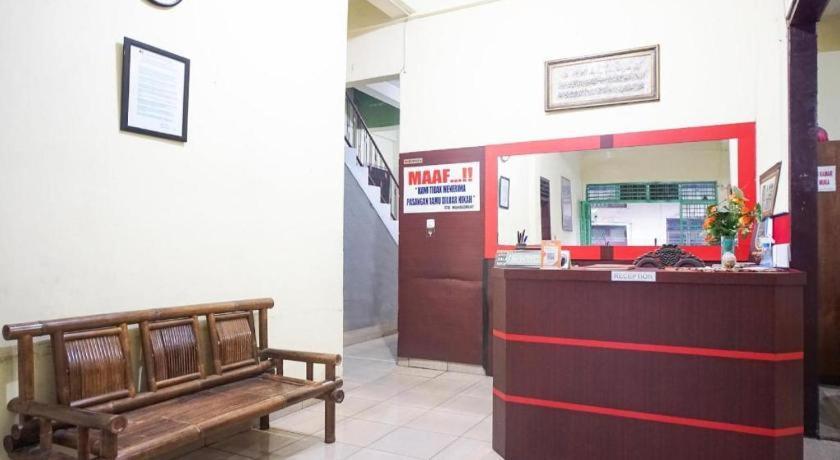 Oyo 931012 Tamara Homestay Syariah Medan Exterior foto