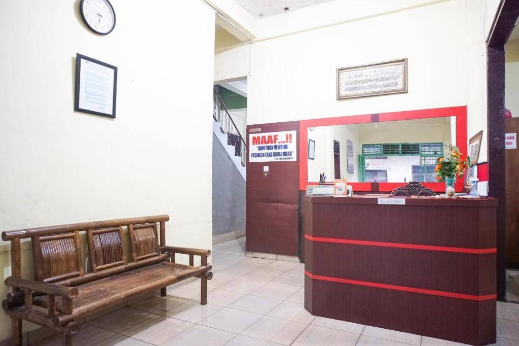 Oyo 931012 Tamara Homestay Syariah Medan Exterior foto